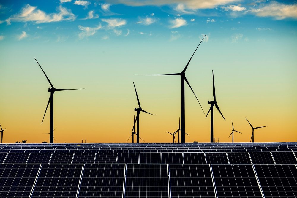 What are the different types of renewable energy?